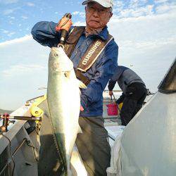 エンペラー 釣果