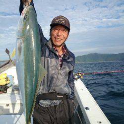 エンペラー 釣果