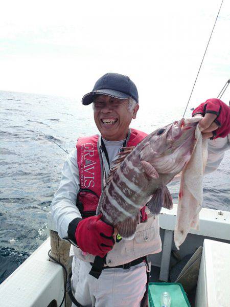 エンペラー 釣果