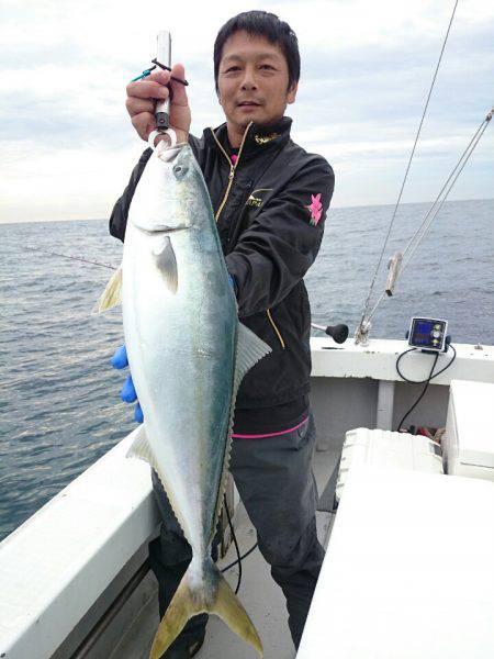 エンペラー 釣果