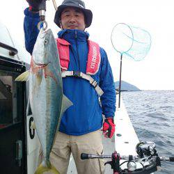 エンペラー 釣果