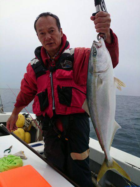 エンペラー 釣果