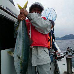 エンペラー 釣果