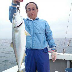 エンペラー 釣果