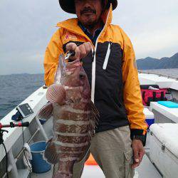 エンペラー 釣果