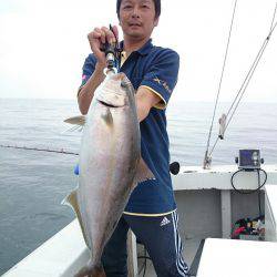 エンペラー 釣果