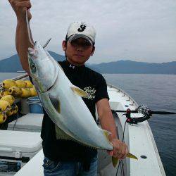 エンペラー 釣果