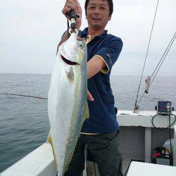 エンペラー 釣果