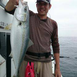 エンペラー 釣果