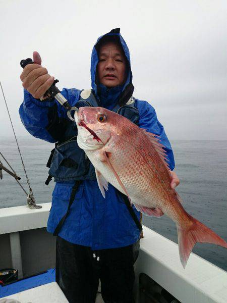 エンペラー 釣果