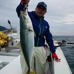 エンペラー 釣果