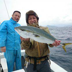 エンペラー 釣果