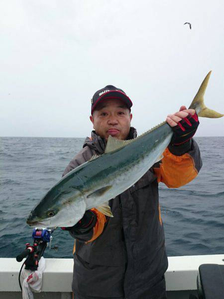 エンペラー 釣果