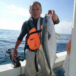 エンペラー 釣果