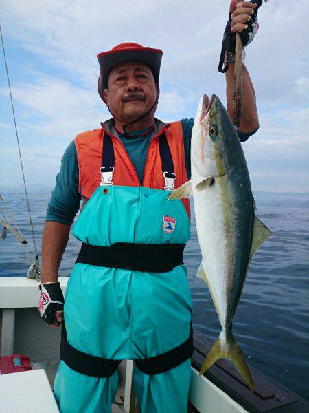 エンペラー 釣果