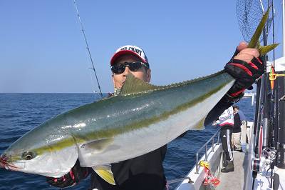 アルバトロス、朝から青物ラッシュ