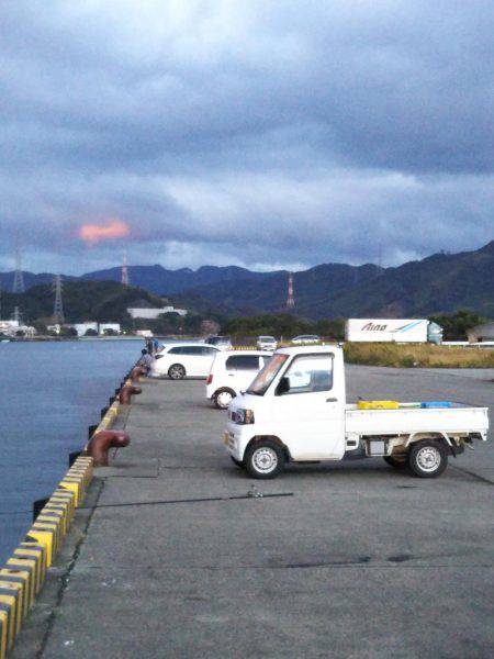 阿南市の大潟岸壁テンヤでタチウオ