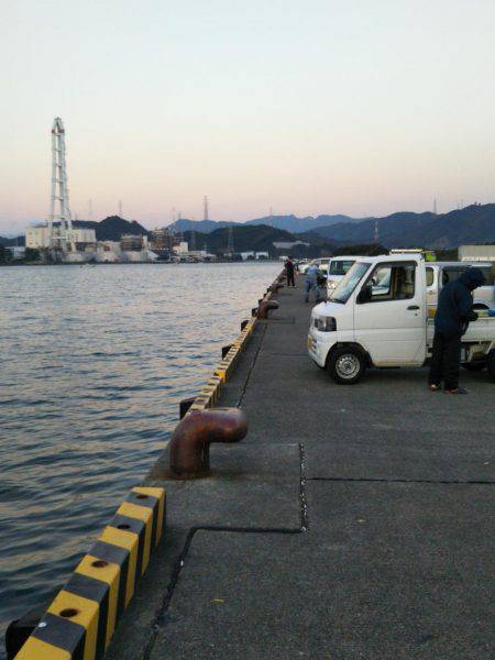 阿南市の大潟岸壁テンヤでタチウオ