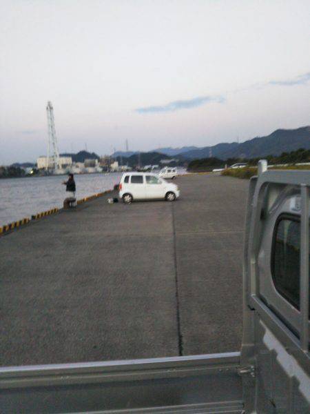 阿南市の大潟岸壁テンヤでタチウオ