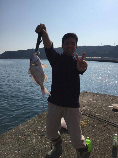 良型マダイ現る！