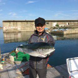 由良海上釣り堀 海人 釣果