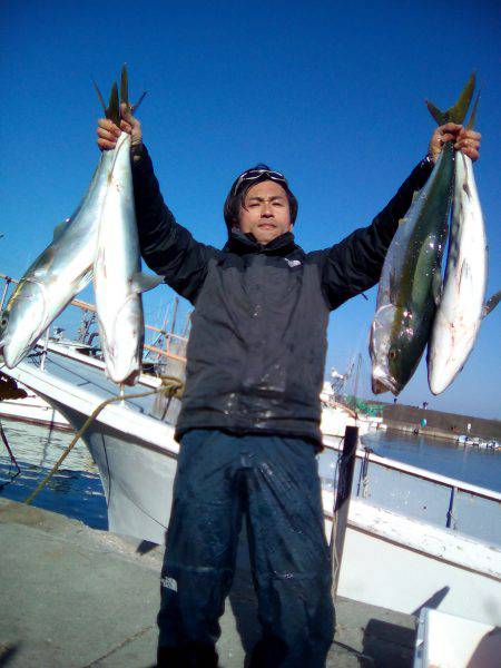 ファイヤードルフィン 釣果