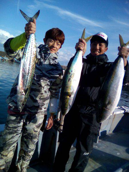 ファイヤードルフィン 釣果