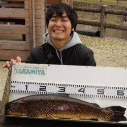 フィッシングレイクたかみや 釣果