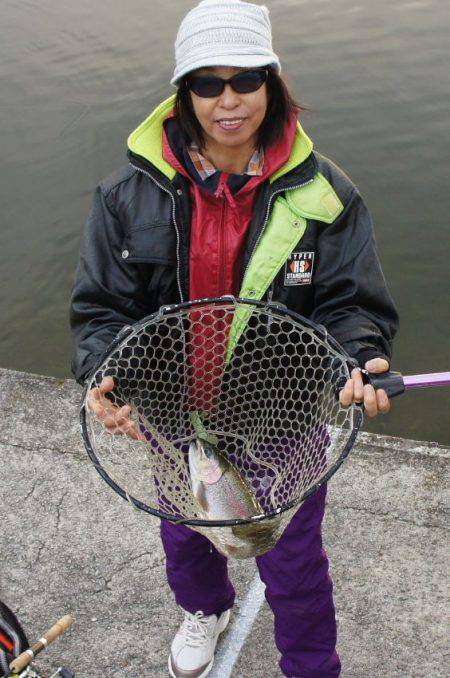 フィッシングレイクたかみや 釣果