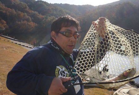 フィッシングレイクたかみや 釣果