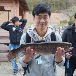 フィッシングレイクたかみや 釣果