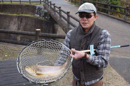 フィッシングレイクたかみや 釣果