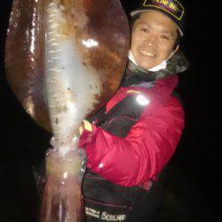 アオリイカの浮き釣りでヒラスズキ！？〜初投稿【角田裕介氏連載浮きアオリイカ釣り 第１弾】