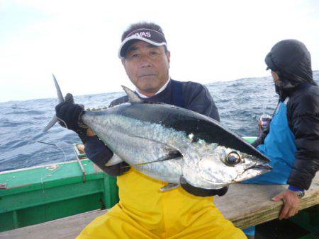真祐丸 （しんゆうまる） 釣果