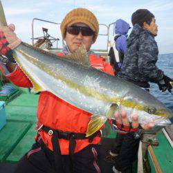 真祐丸 (しんゆうまる) 釣果