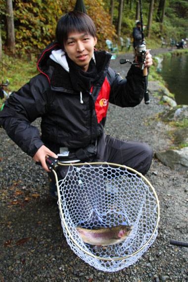 小菅トラウトガーデン 釣果