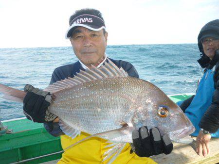 真祐丸 (しんゆうまる) 釣果