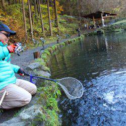 小菅トラウトガーデン 釣果