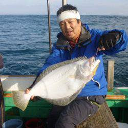 真祐丸 (しんゆうまる) 釣果