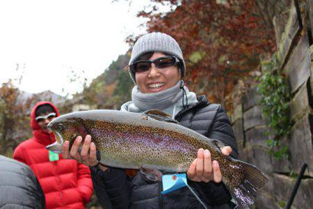 小菅トラウトガーデン 釣果