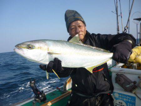 真祐丸 （しんゆうまる） 釣果