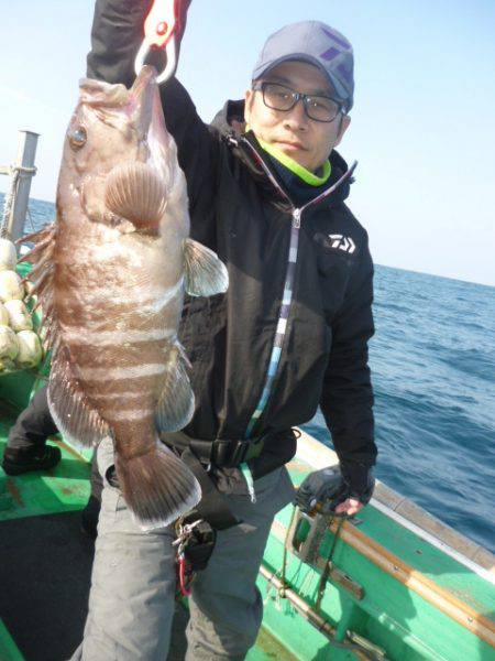 真祐丸 （しんゆうまる） 釣果