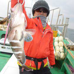 真祐丸 （しんゆうまる） 釣果