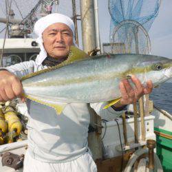 真祐丸 (しんゆうまる) 釣果