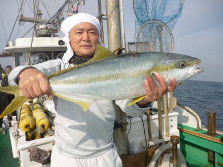 真祐丸 (しんゆうまる) 釣果