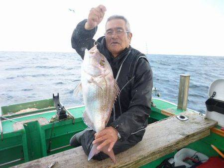 真祐丸 (しんゆうまる) 釣果