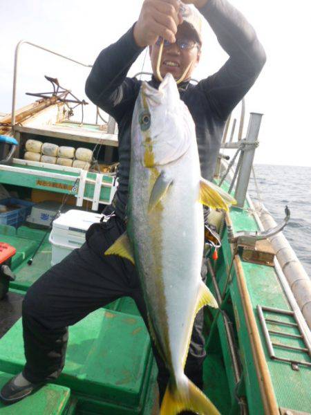 真祐丸 (しんゆうまる) 釣果