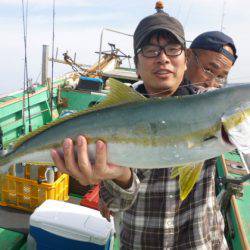 真祐丸 (しんゆうまる) 釣果