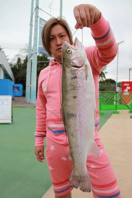 としまえんフィッシングエリア 釣果