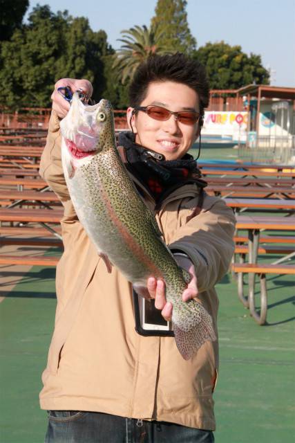 としまえんフィッシングエリア 釣果